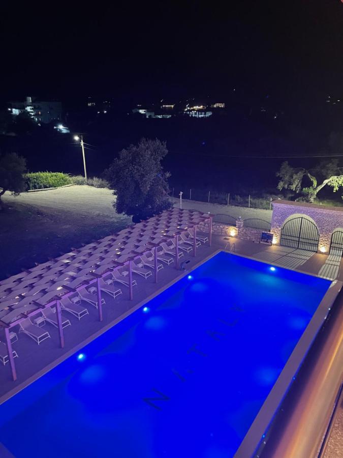 Hotel Riviera Borsh Bagian luar foto